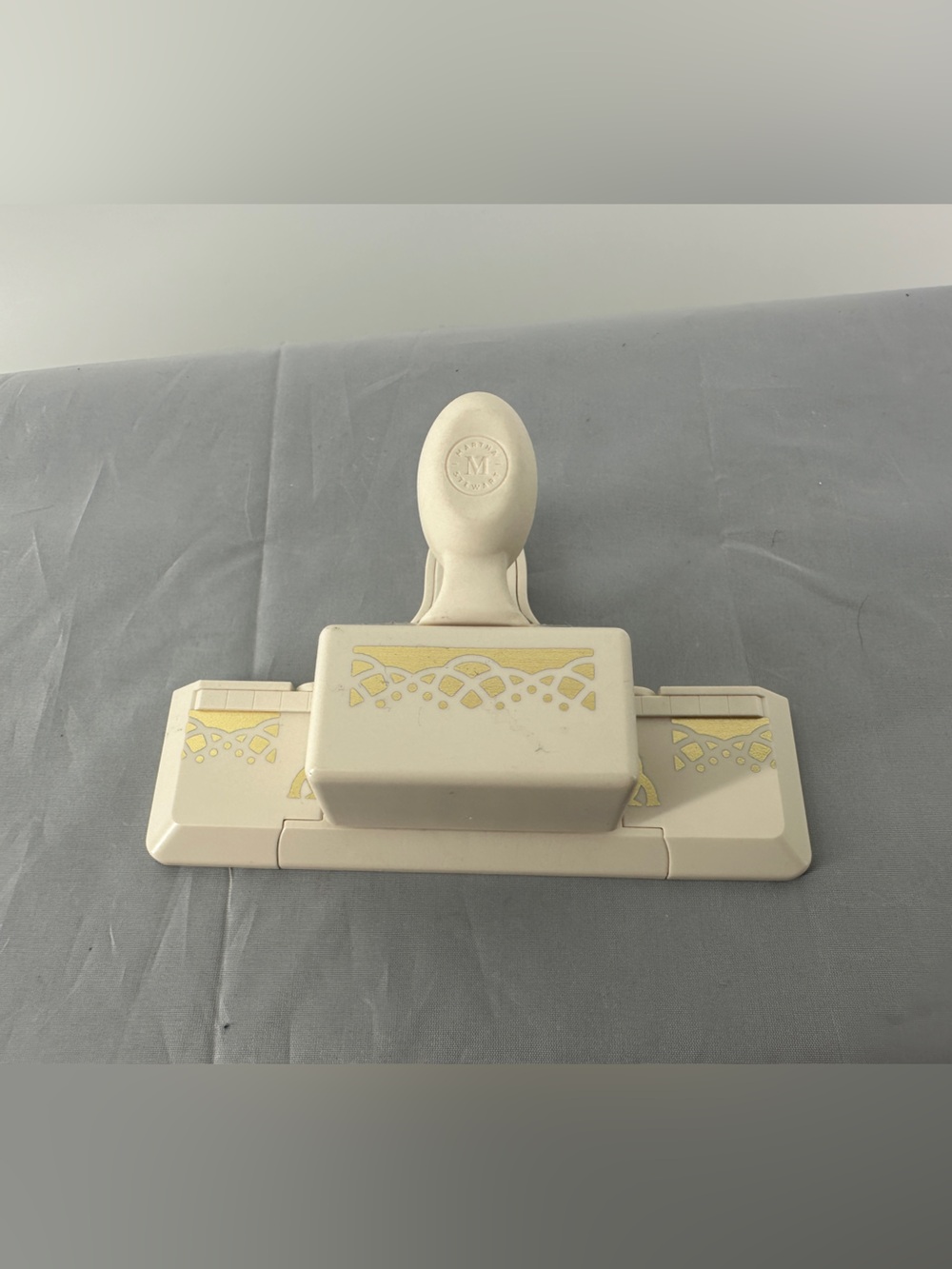 MARTHA STEWART Heavy Duty Paper LACE FLORAL EDGE Punch